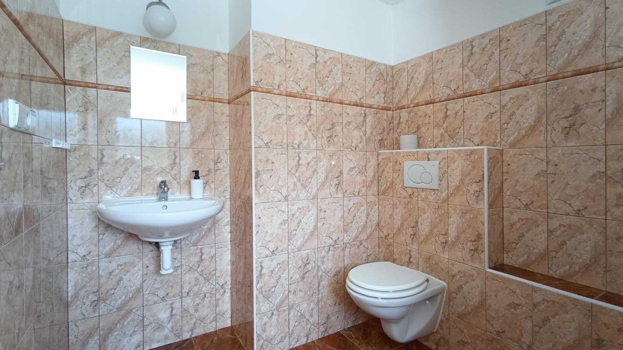 Guest House Prague Airport Ngoại thất bức ảnh